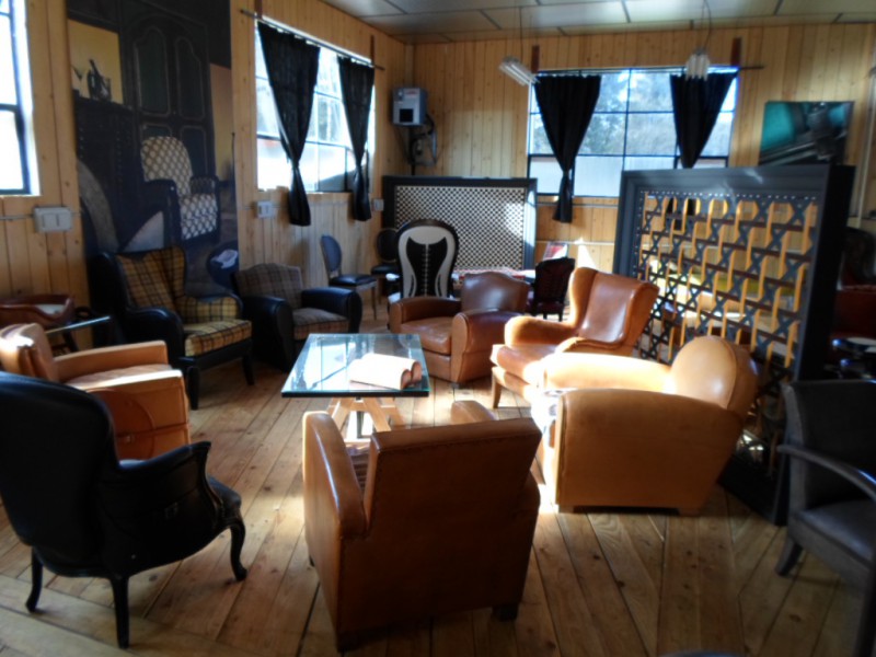 Show Room 1 Show Room 1